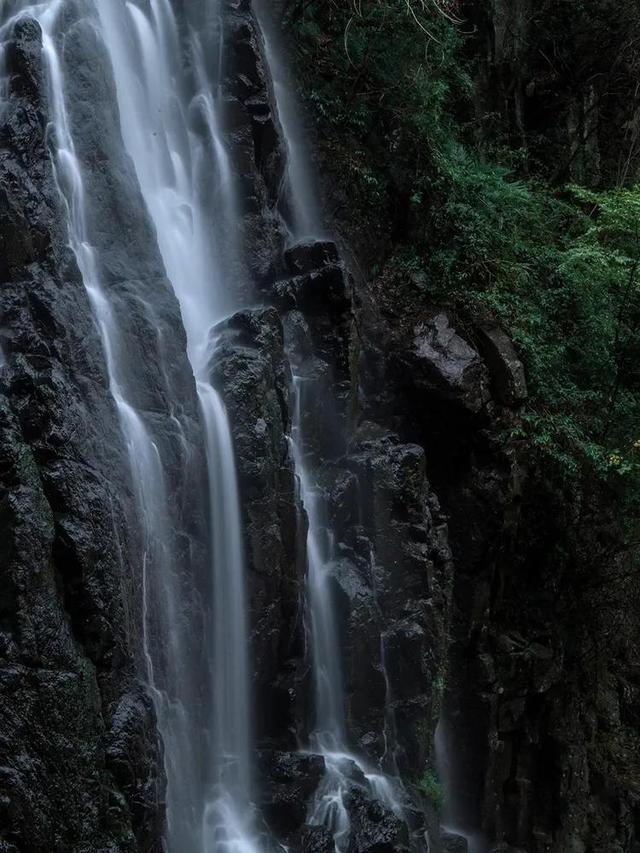 探索未知山峰