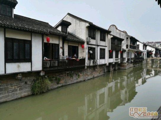 为什么有的女人结婚后有老公上交工资，有公婆给钱，娘家父母也给钱。为啥有的女人这么幸福？游戏画面