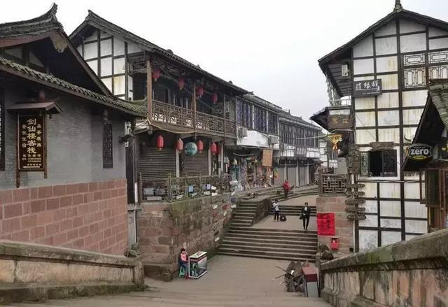 《金铲铲之战》摄魂使狗头阵容推荐